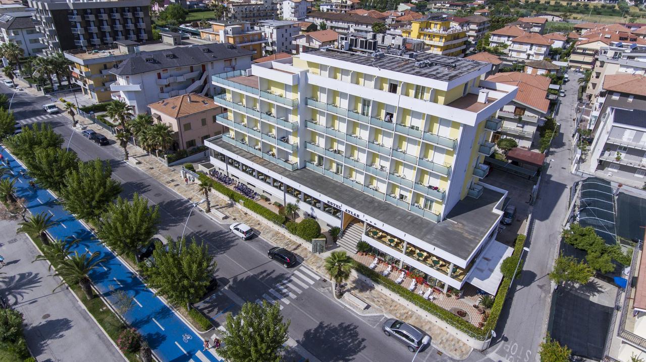 Hotel Atlas Алба Адриатика Екстериор снимка